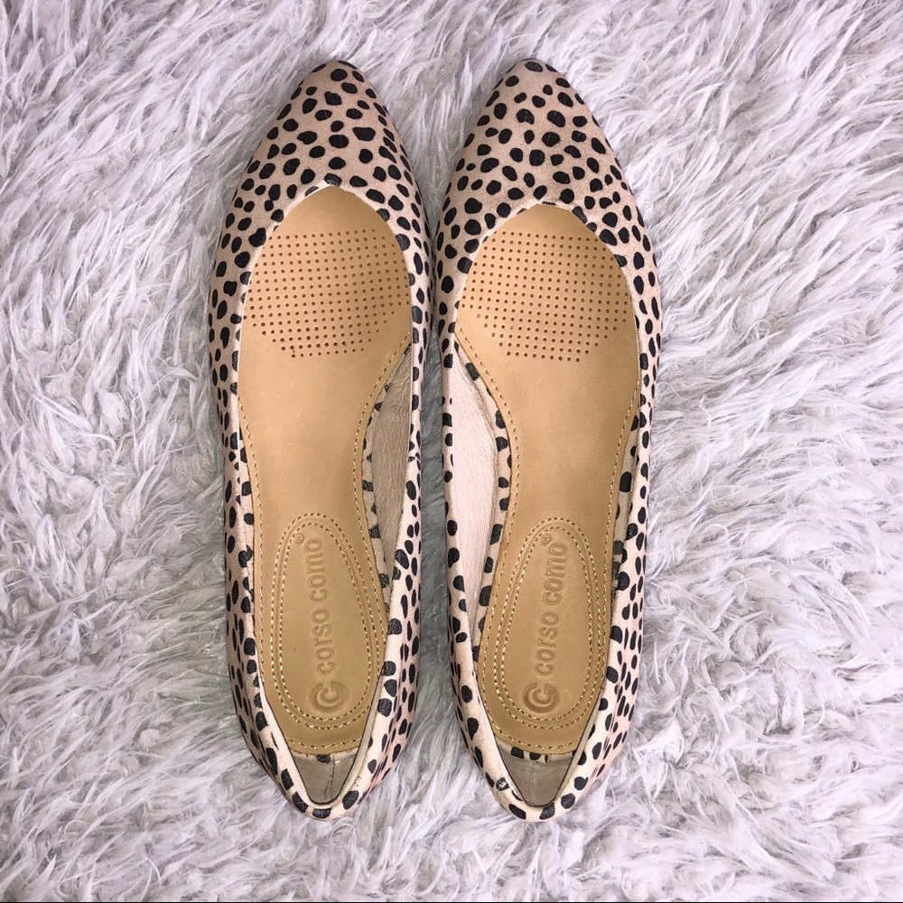 Corso Como Leopard Print Pointed Toe Flats in Tan and Black